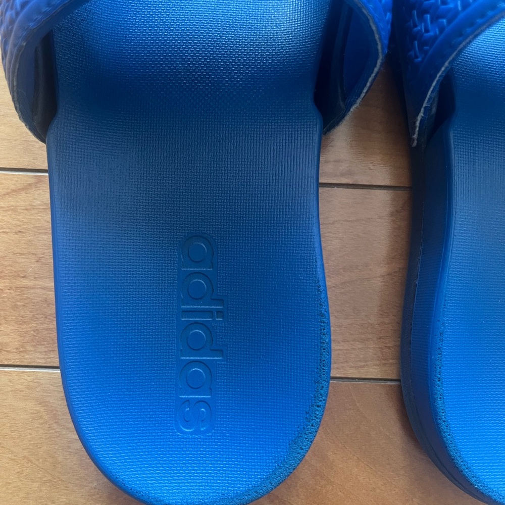 adidas adilette comfort slides 13K - Picture 6 of 10